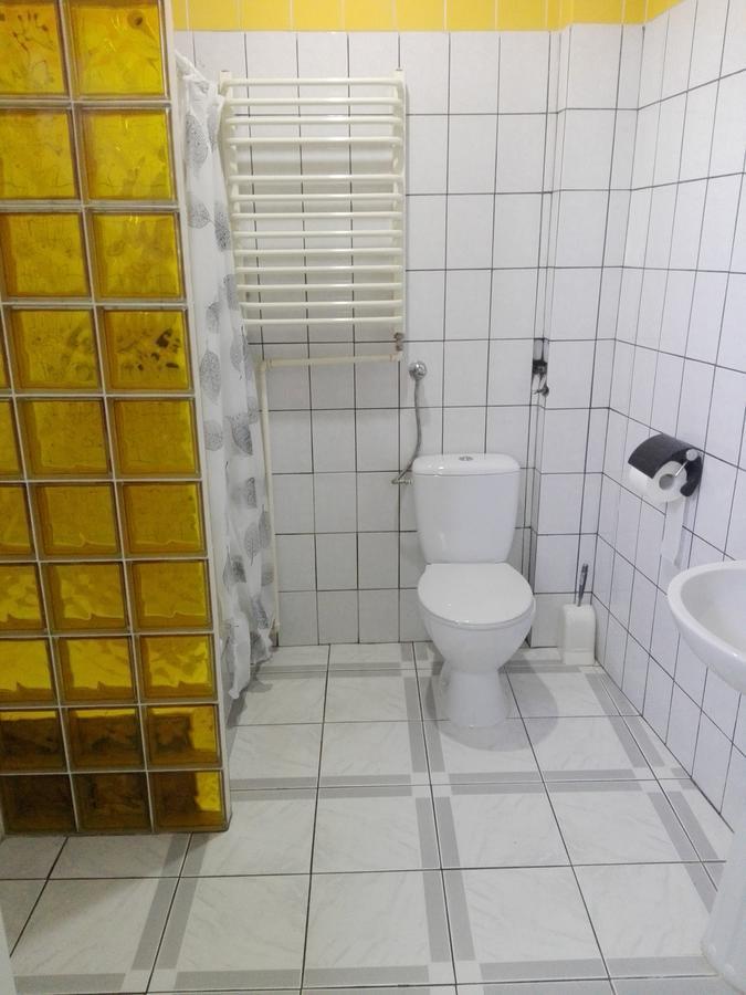 Bristol Economy Bed & Breakfast Bytom Bagian luar foto