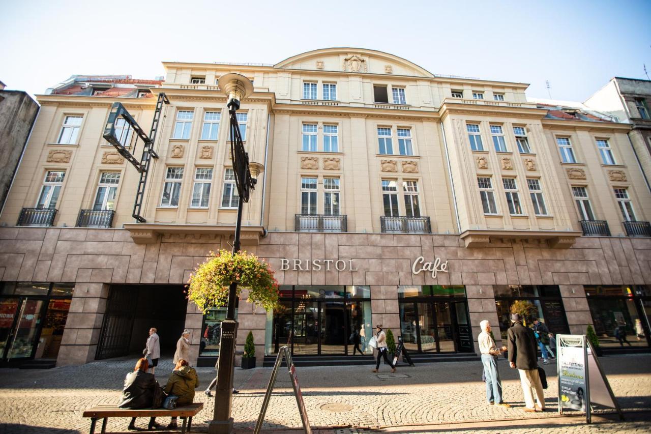 Bristol Economy Bed & Breakfast Bytom Bagian luar foto