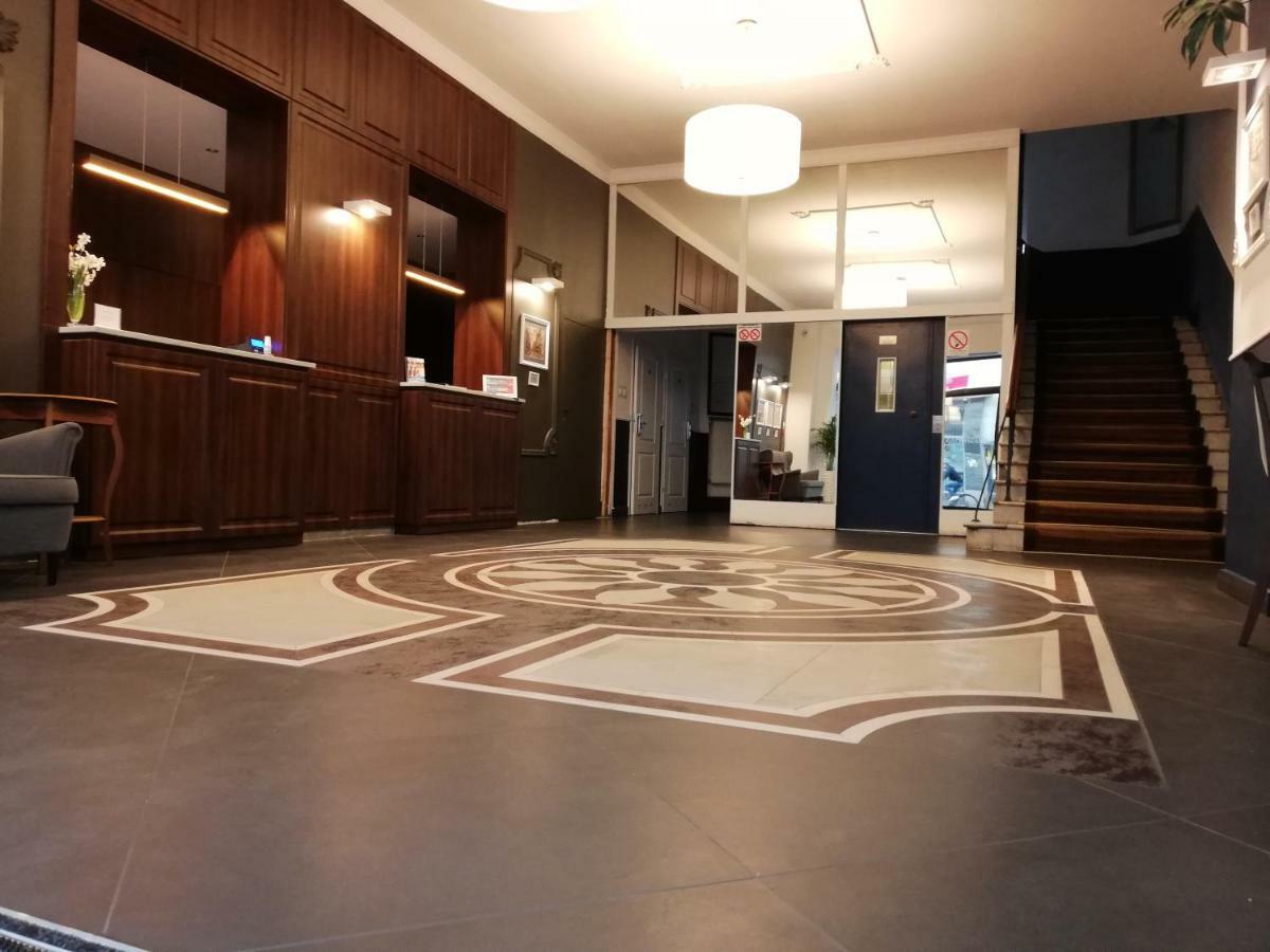Bristol Economy Bed & Breakfast Bytom Bagian luar foto